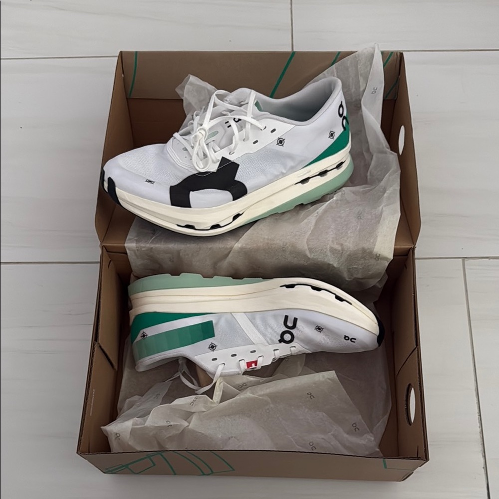 On Running Cloudboom Echo 3 Running Shoes Size 8